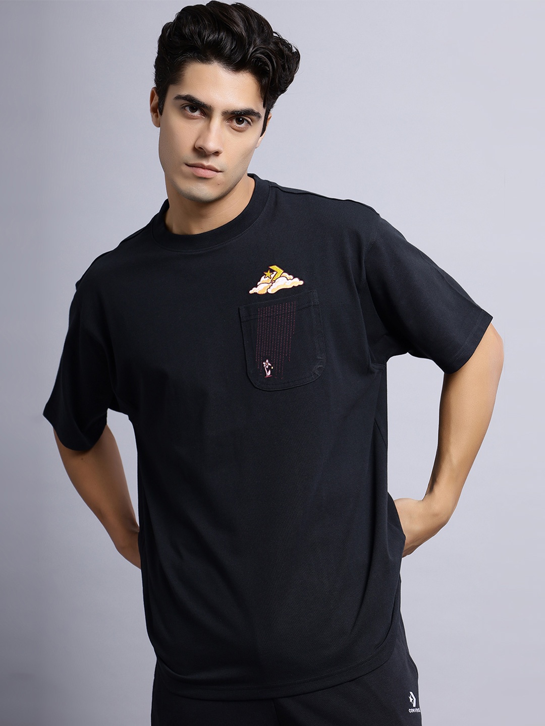 

Converse Men Novelty Cloud Pocket T-shirt, Black