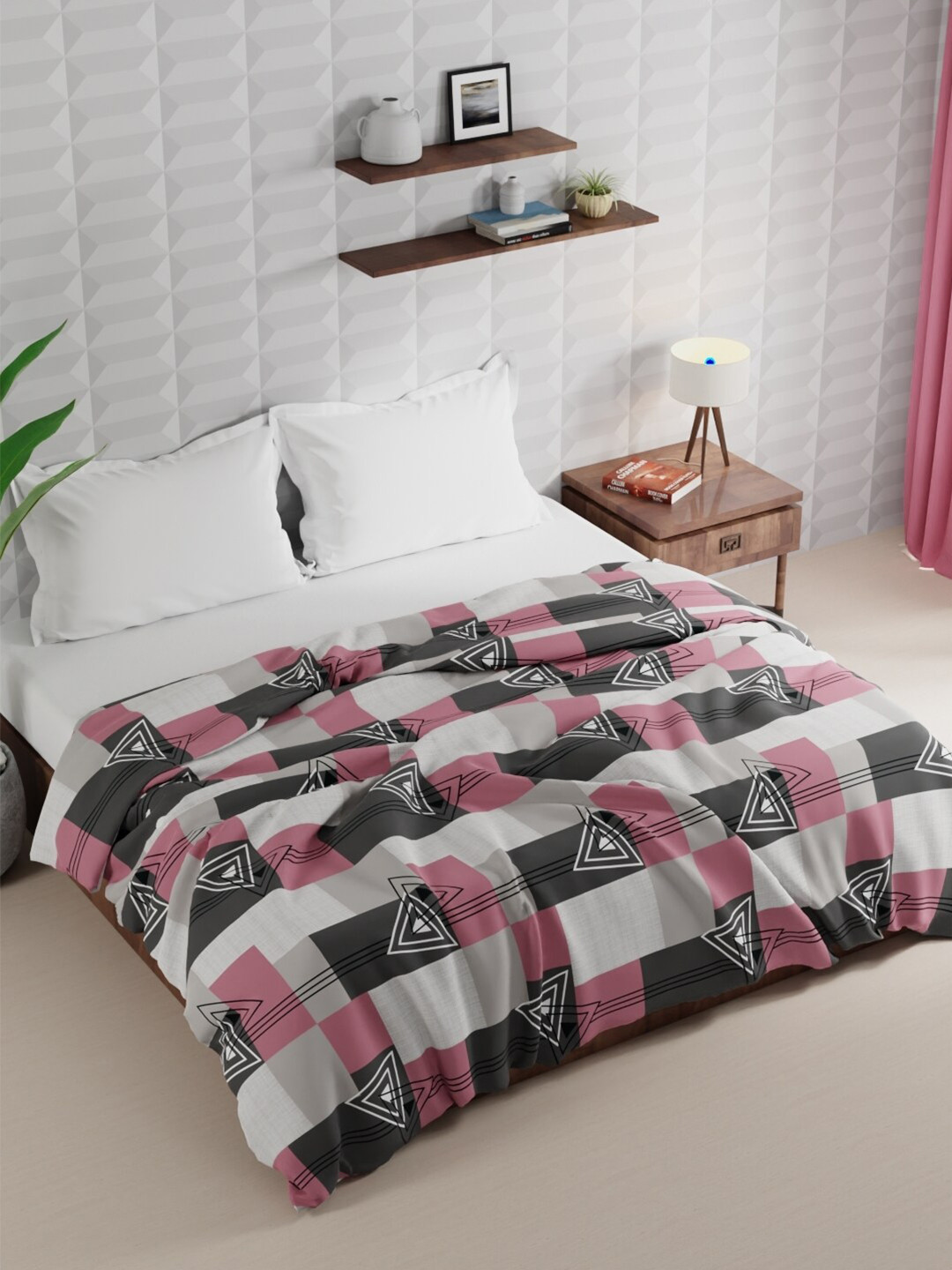 

BIANCA Rumba Grey & White Geometric Microfiber AC Room 120 GSM Double Bed Comforter