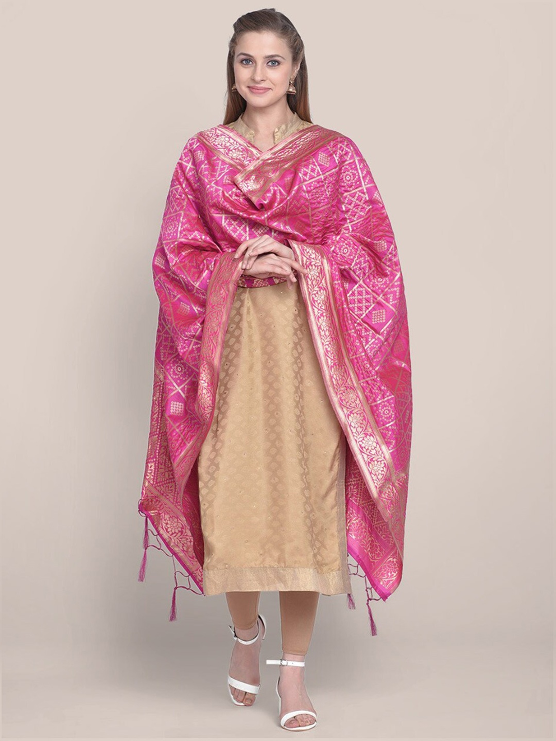 

Dupatta Bazaar Floral Woven Design Zari Dupatta, Pink