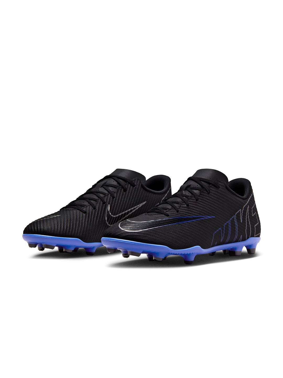 

Nike Unisex Mercurial Vapor 15 Club Multi-Ground Football Shoes, Black
