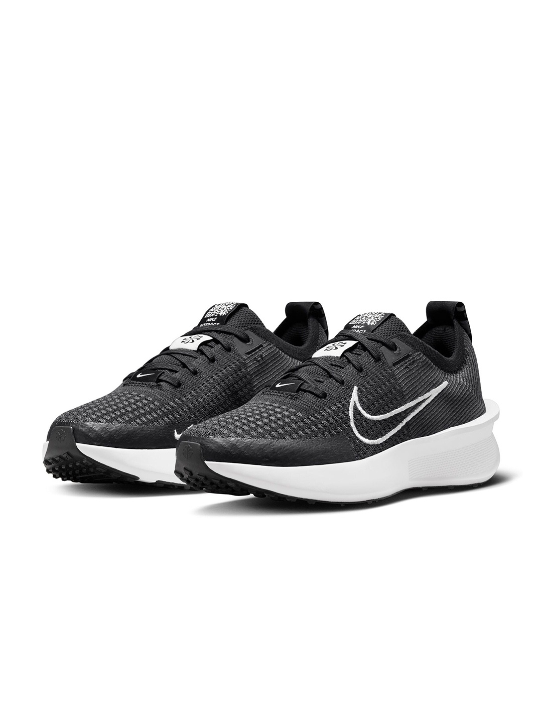 

Nike Interact Run Women Road Running Shoes, Black