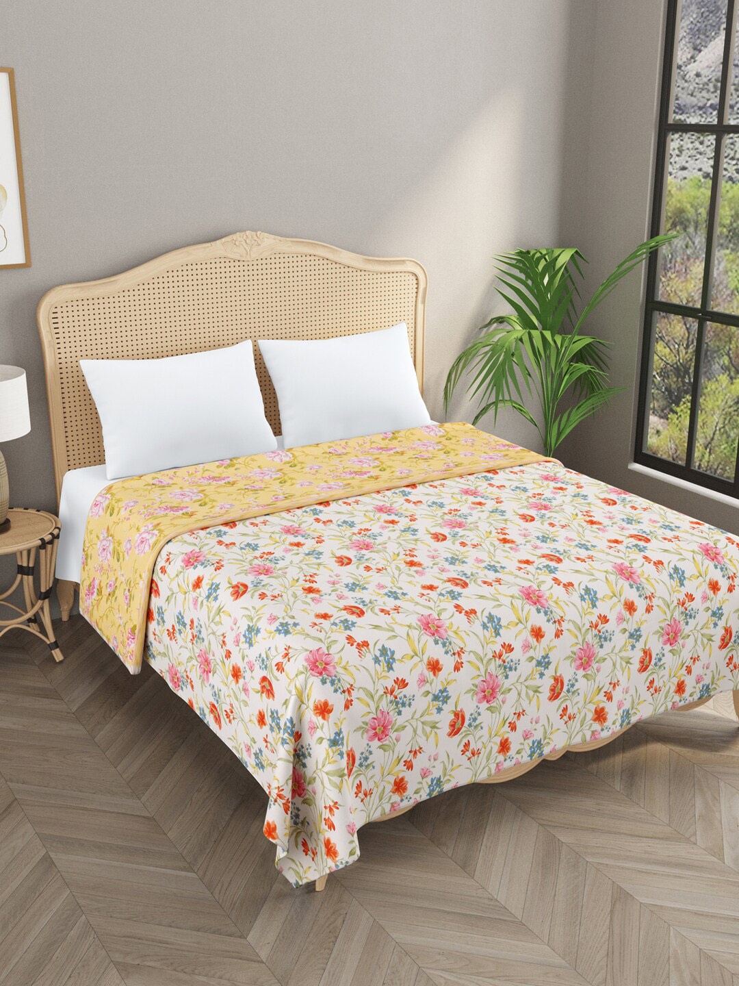 

Gulaab Jaipur Yellow & Green Floral Cotton AC Room 550 GSM Double Bed Dohar