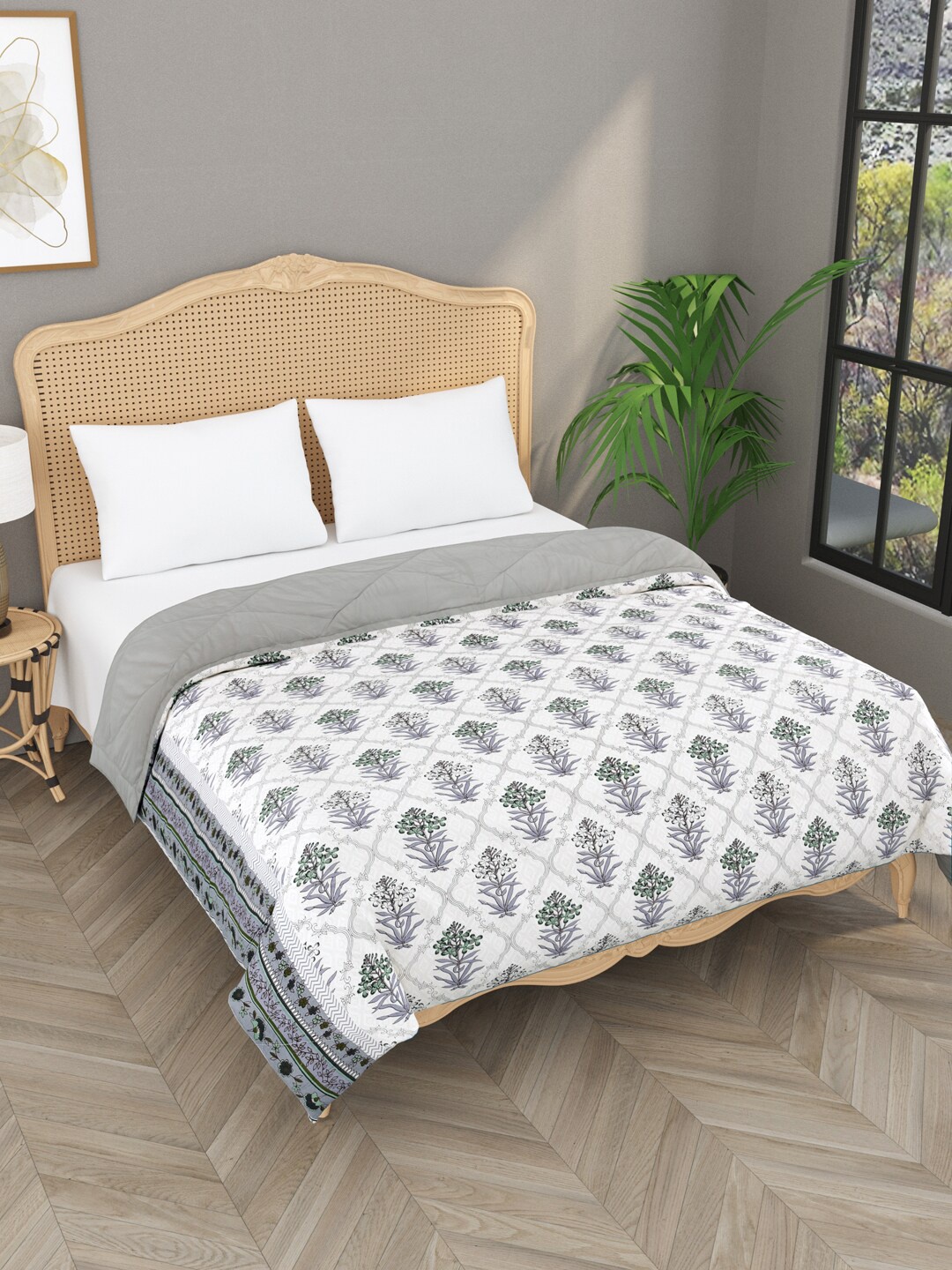 

Gulaab Jaipur Grey & White Cotton Floral 800 GSM Mild Winter Double Bed Comforter