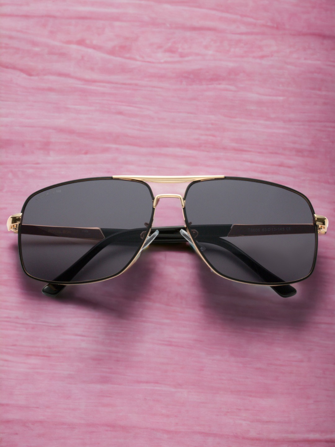 

ROYAL SON Unisex Lens & Wayfarer Sunglasses CHI00157-C2-, Black