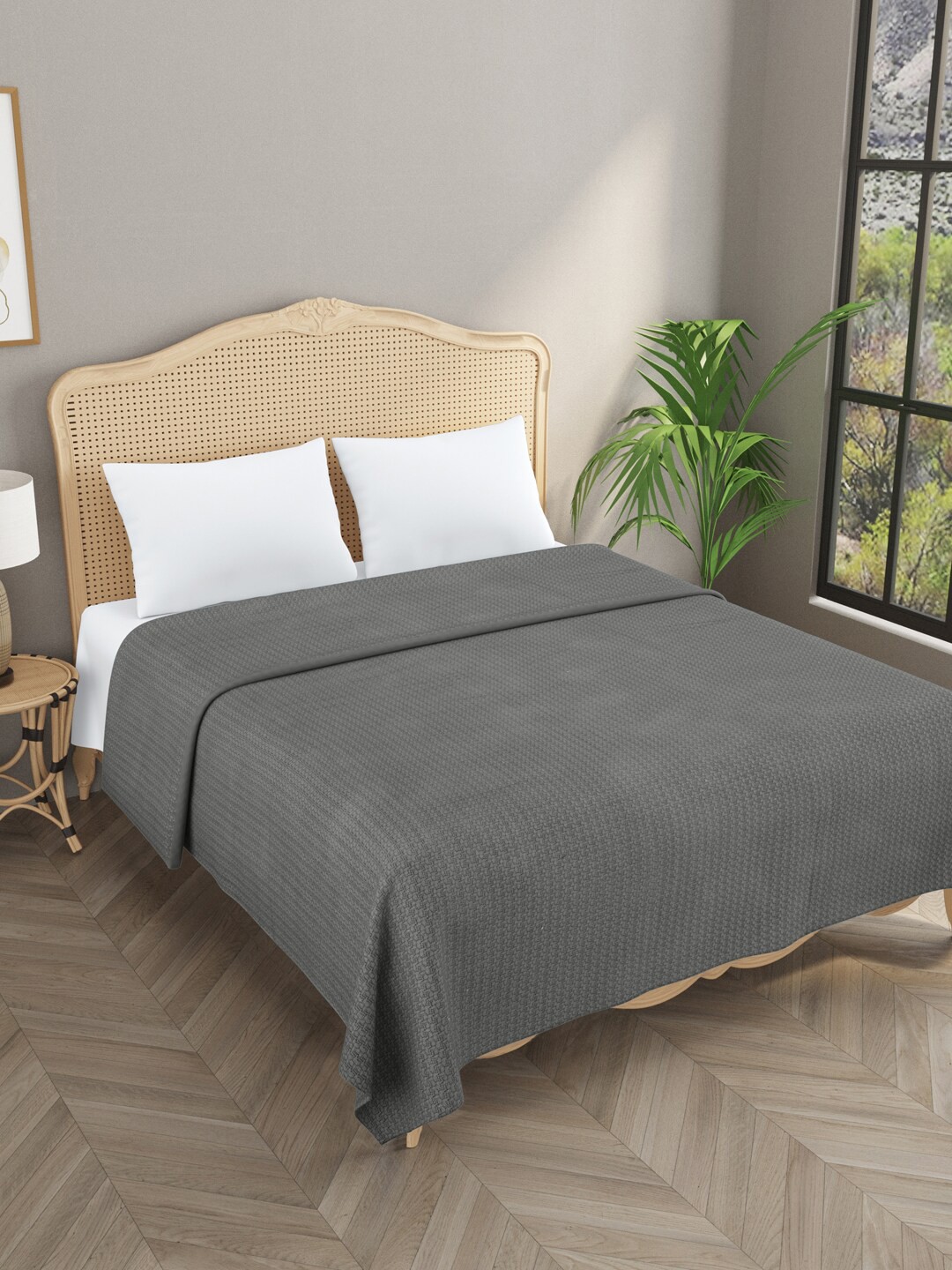 

Gulaab Jaipur Grey Geometric 800 GSM Cotton Mild Winter Double Bed Blanket