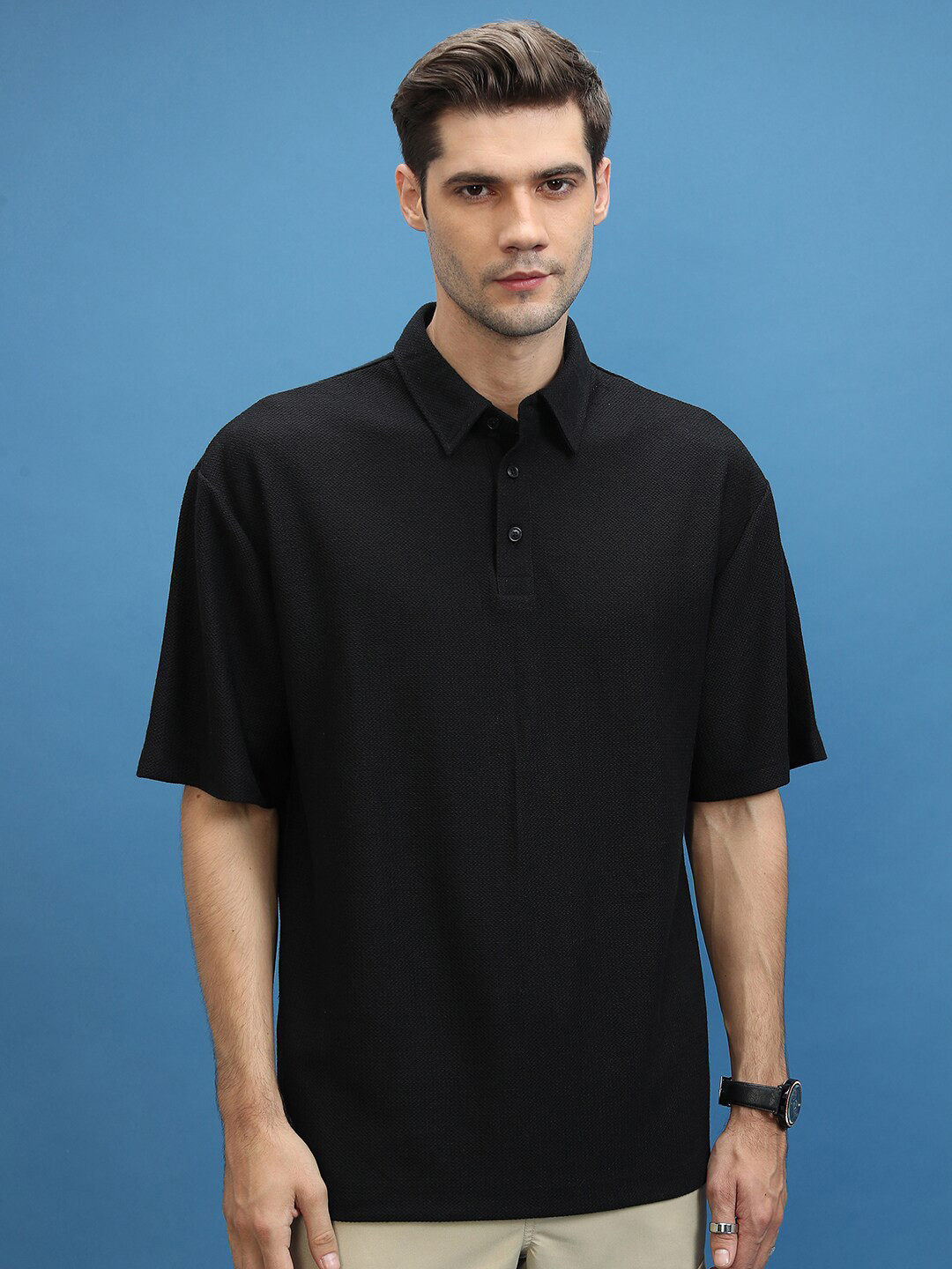 

HIGHLANDER Black Polo Collar Drop-Shoulder Sleeves Oversized T-shirt