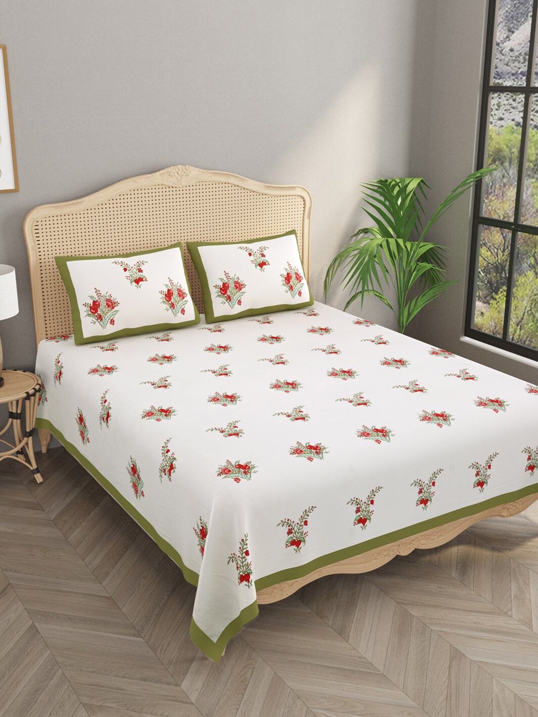 

Gulaab Jaipur White & Red Floral Cotton 600 TC King Bedsheet With 2 Pillow Covers