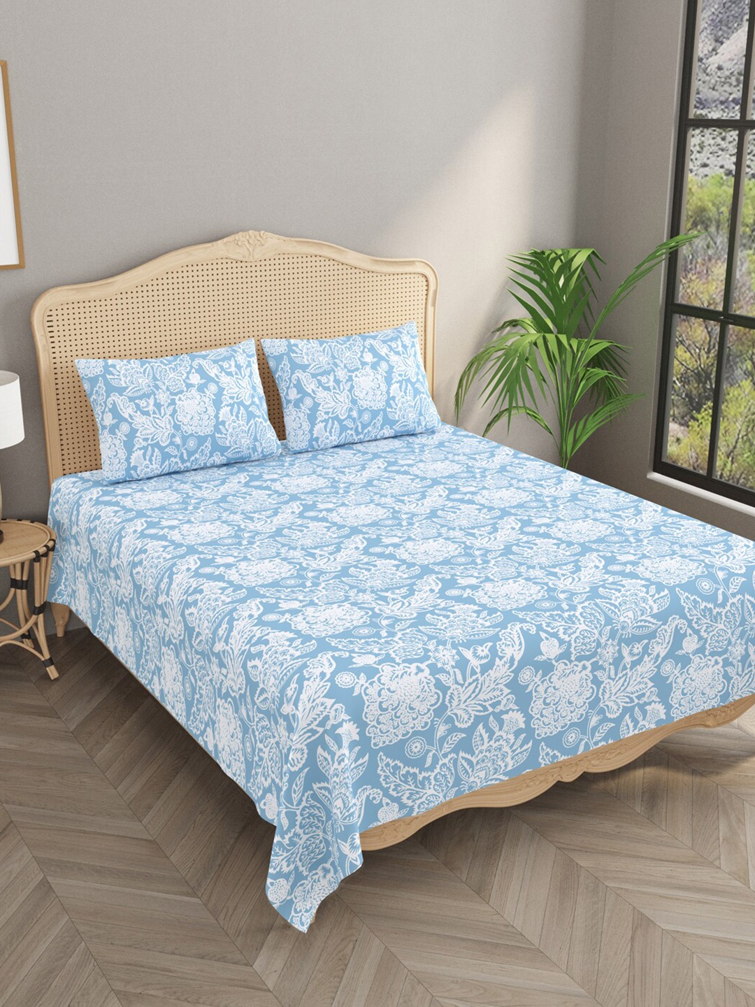 

Gulaab Jaipur Blue & White Floral Cotton 600 TC King Bedsheet with 2 Pillow Covers
