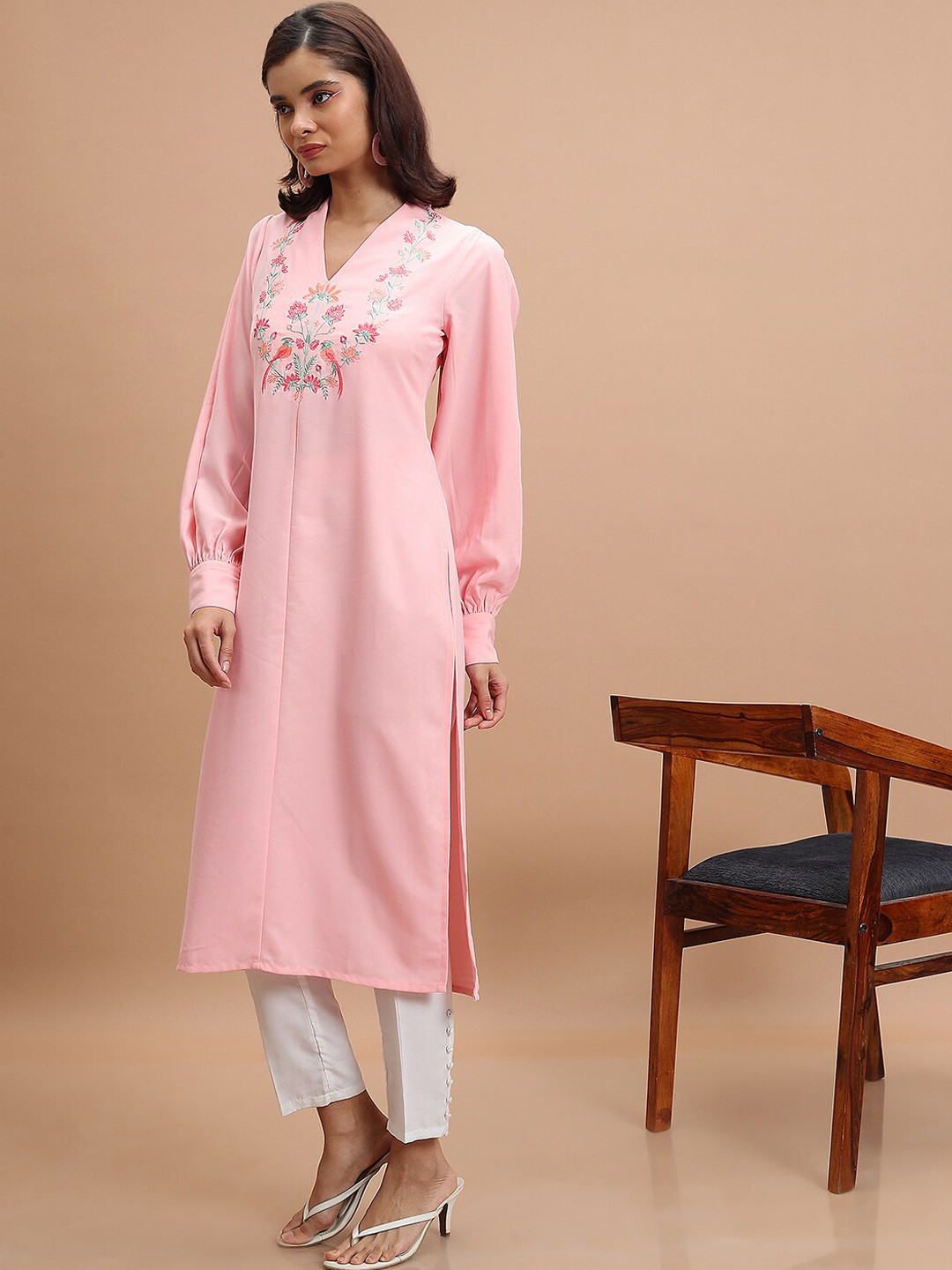 

Vishudh Pink Floral Yoke Design Thread Work Straight Kurta