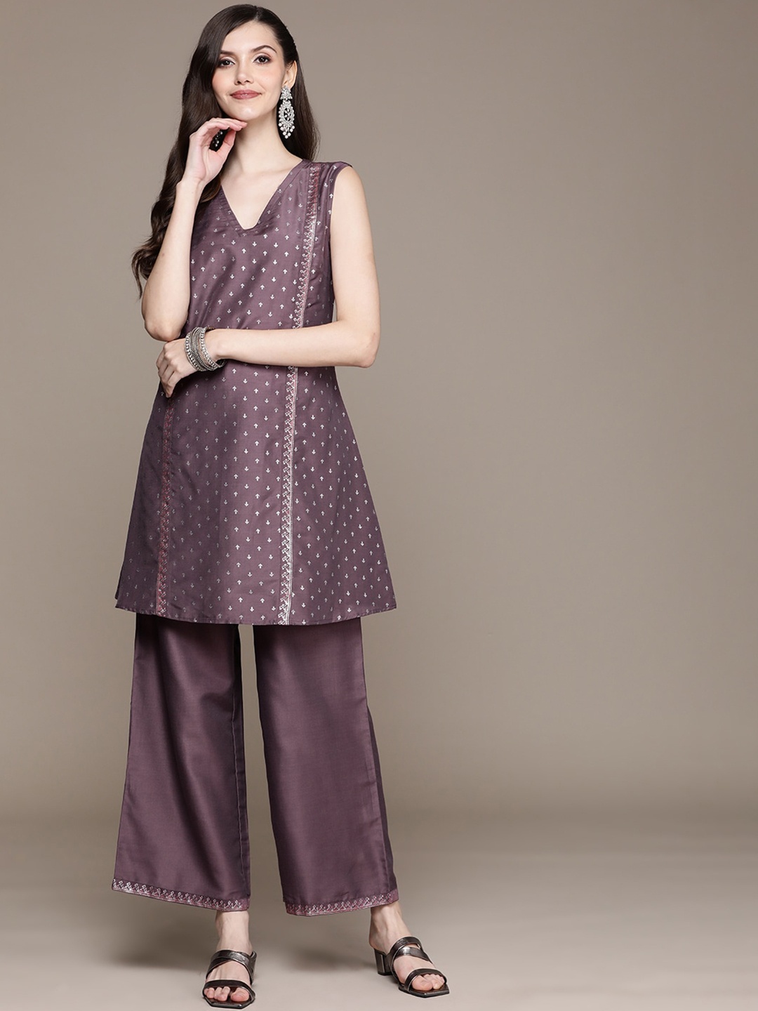 

Sangria Printed V-Neck A-Line Kurta With Palazzo, Purple