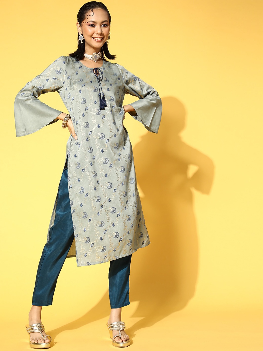 

Sangria Printed Straight Tie-Up Neck Kurta And Trousers, Grey