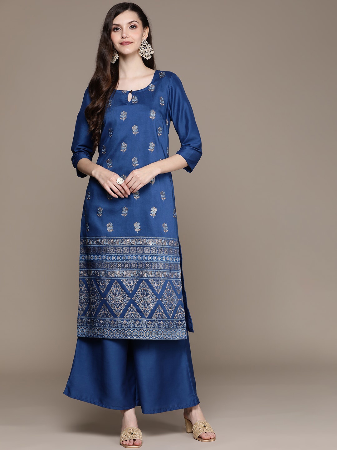 

Sangria Ethnic Motifs Printed Straight Kurta With Palazzos, Blue