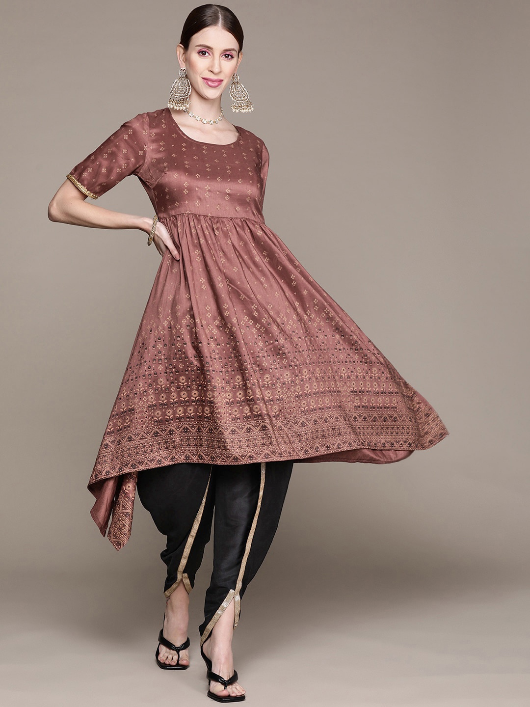 

Sangria Printed Asymmetric Kurta Set, Brown