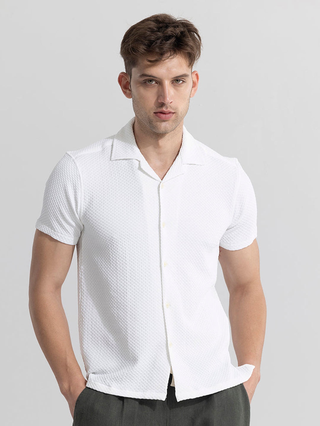 

Snitch White Classic Slim Fit Textured Self Design Cuban Collar Cotton Casual Shirt