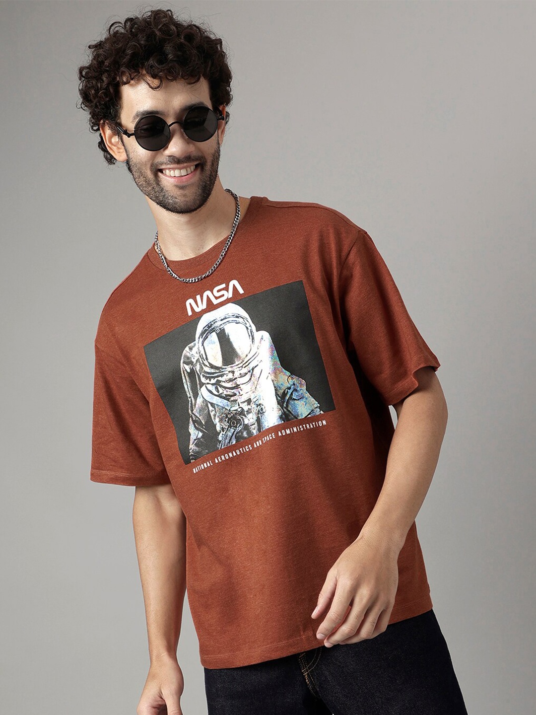 

Free Authority Nasa Printed Pure Cotton Oversized-Fit T-Shirt, Brown