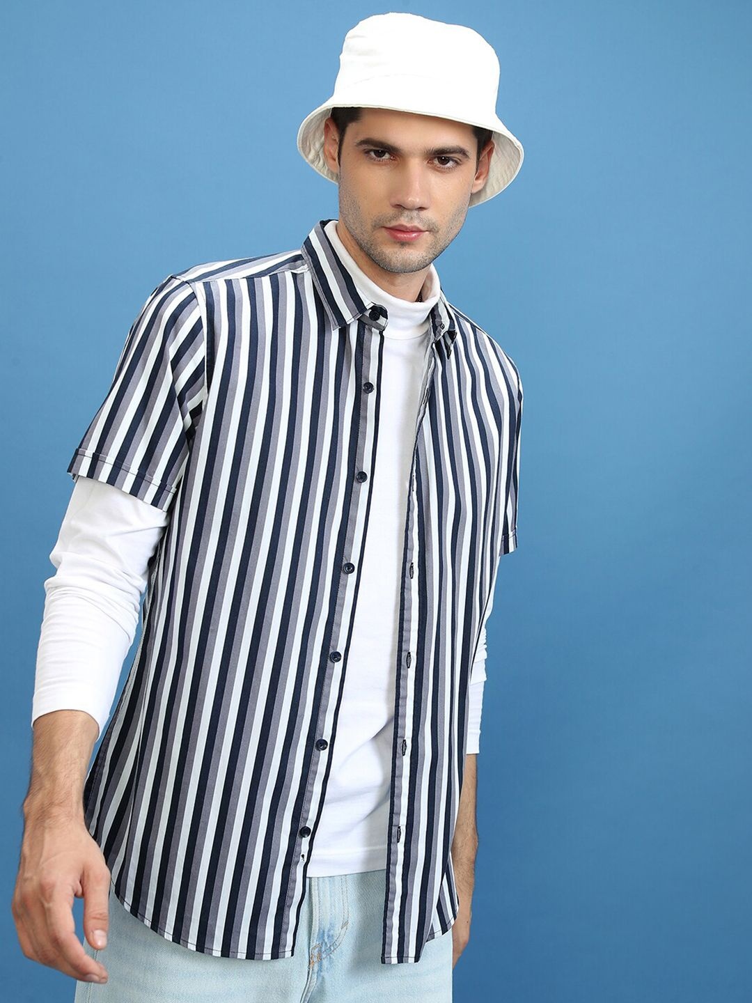 

KETCH Navy Blue Slim Fit Opaque Vertical Striped Cotton Casual Shirt