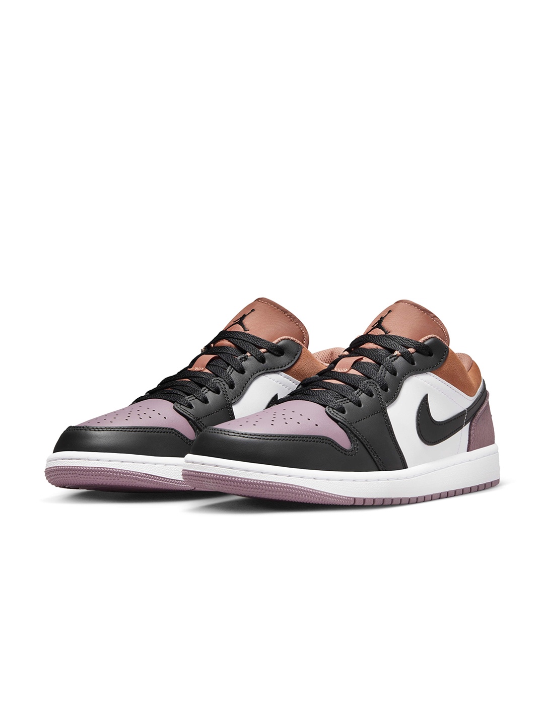

Nike Men Air Jordan 1 Low SE Sneakers, Black