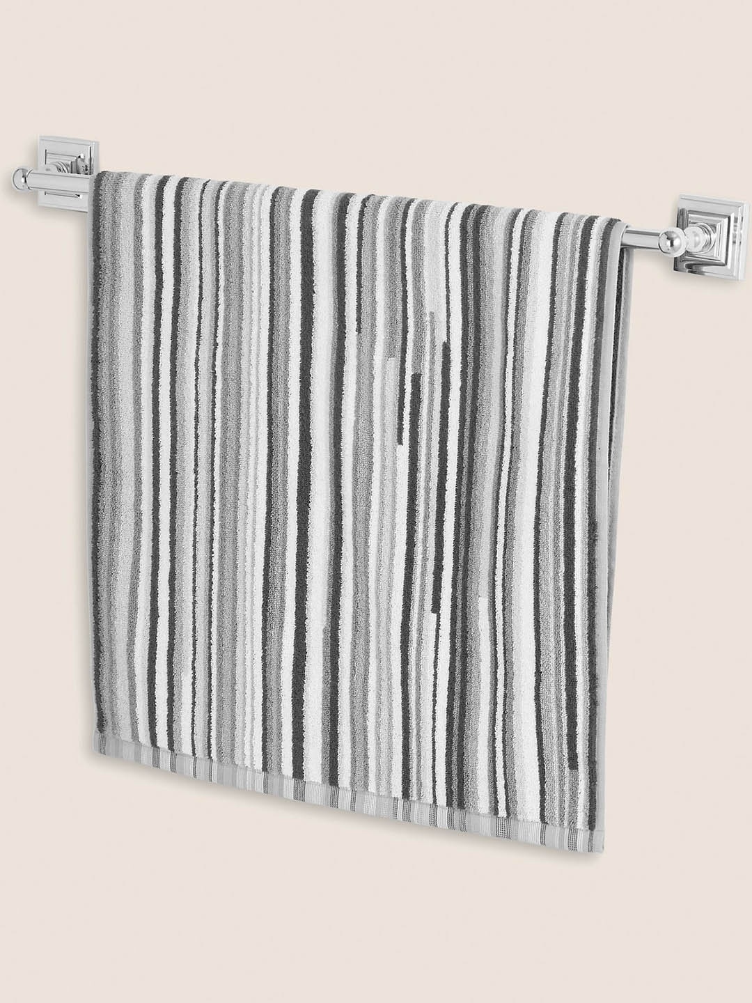 

Marks & Spencer Black Pure Cotton 550 GSM Bath Towel