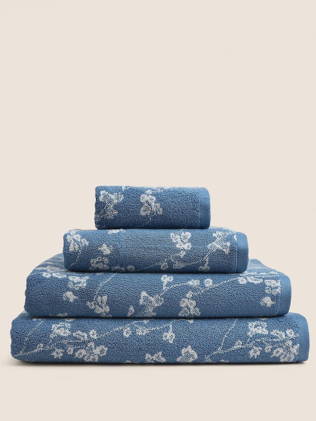 

Marks & Spencer Blue Pure Cotton 550 GSM Bath Towel