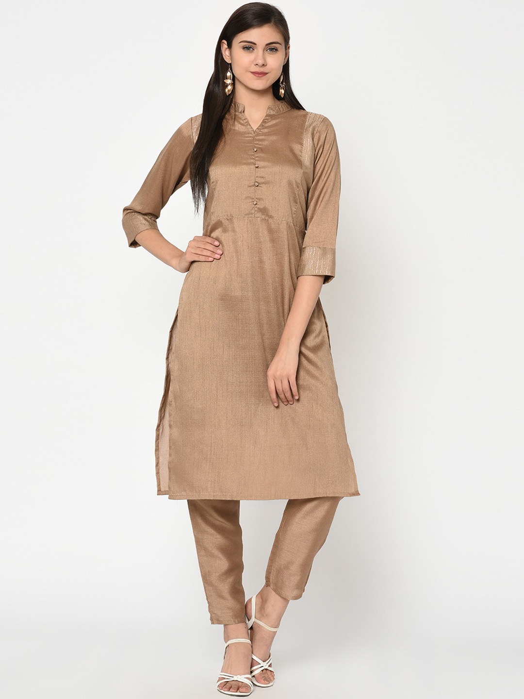 

Sangria Mandarin Collar A-Line Kurta, Brown