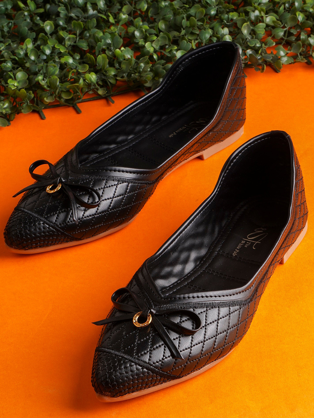 

THE WHITE POLE Pointed Toe Textured Ballerinas With Bows, Black
