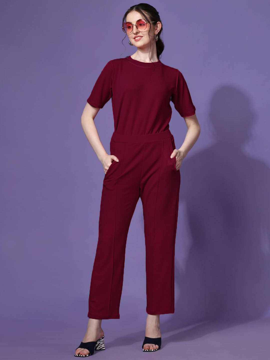 

Ziva Fashion Round-Neck T-Shirt With Trouser Co-Ords, Maroon
