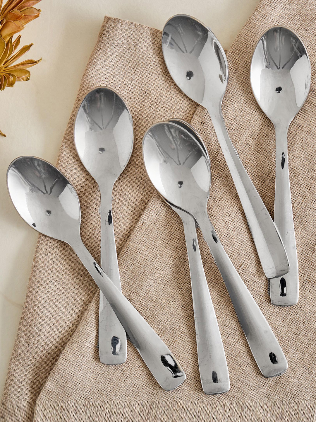 

Home Centre 6 Pieces Stainless Steel Dessert Spoons, Silver