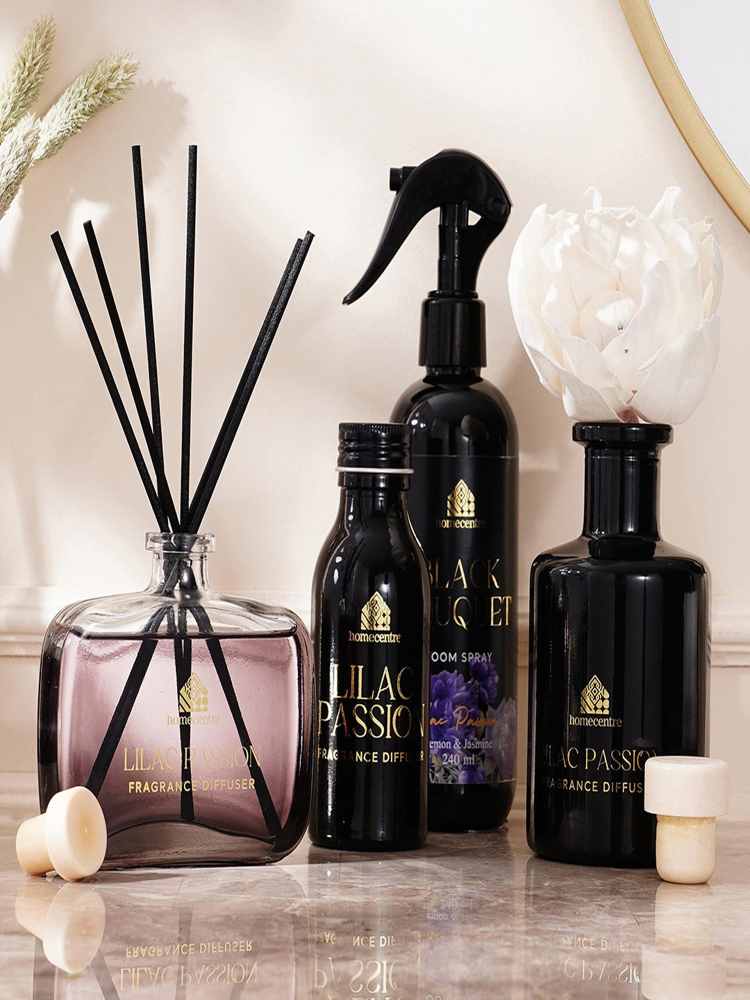 

Home Centre Black Bouquet Diffuser Set