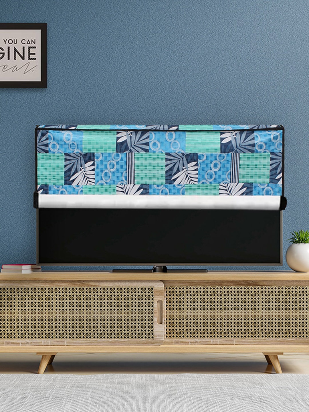 

DREAM CARE Transparent & Printed Flap Waterproof LED TV Protector - 32 Inch, Blue