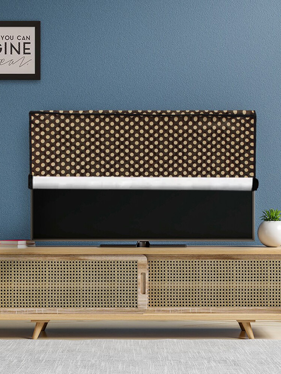 

DREAM CARE Brown & Black Printed Waterproof Flap TV Protector- 24 Inch