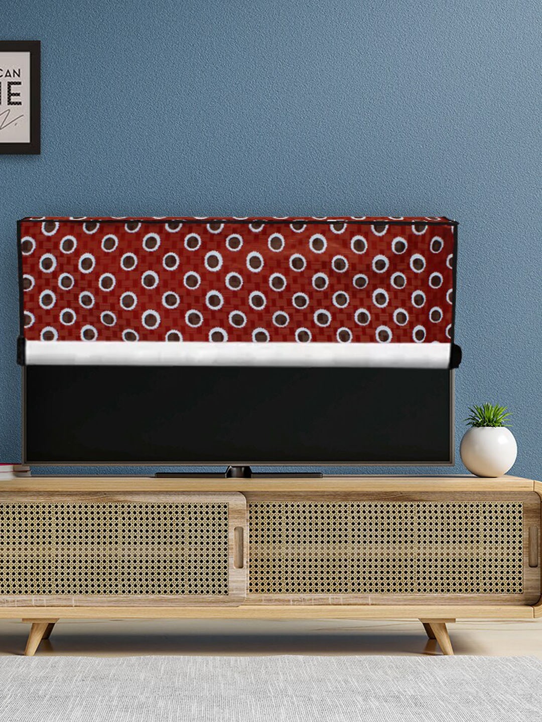 

DREAM CARE Maroon & Brown Transparent & Printed Flap 32 Inch Waterproof LED TV Protector