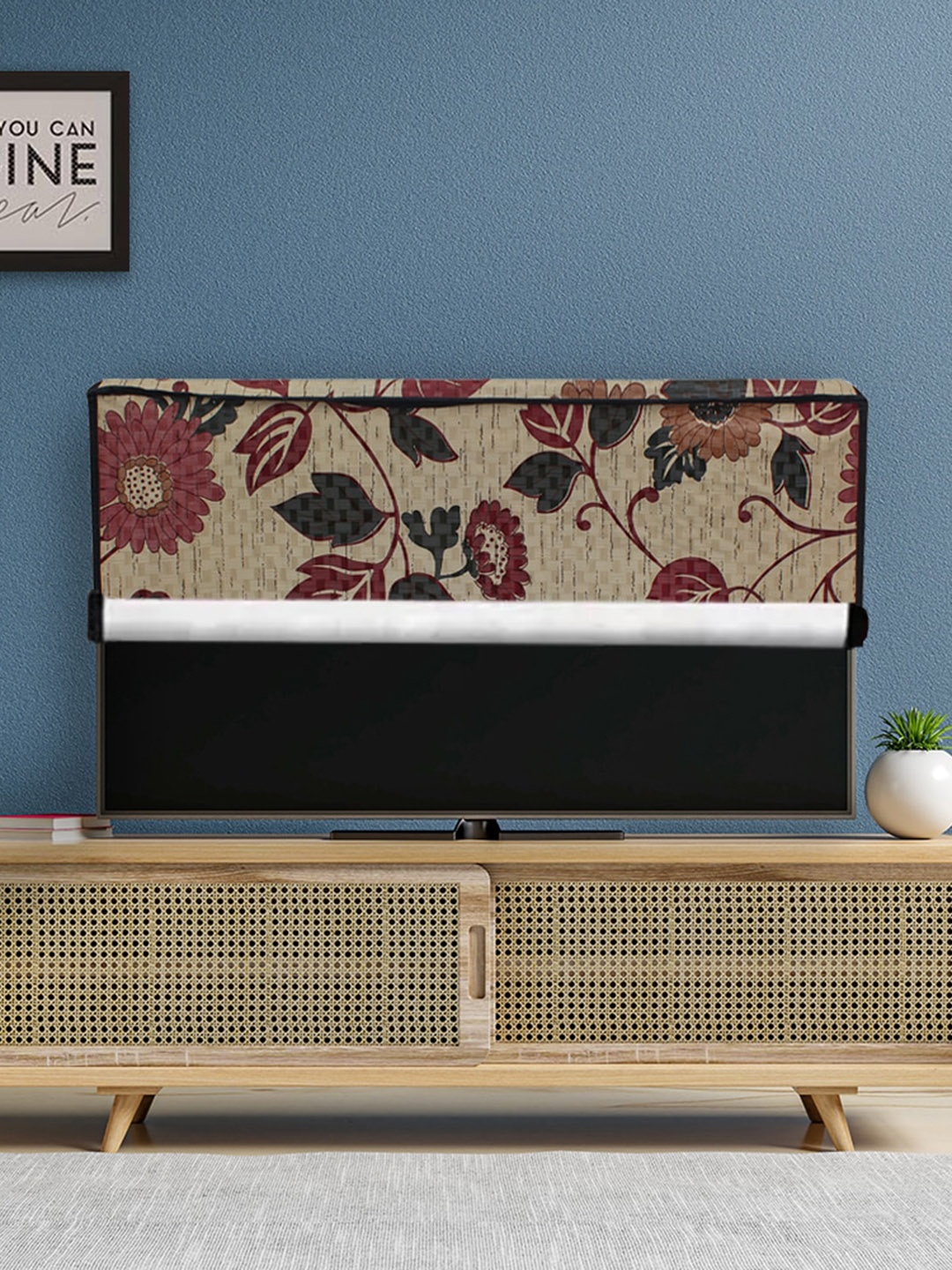 

DREAM CARE Transparent & Printed Flap Waterproof LED TV Protector - 24 Inch, Brown