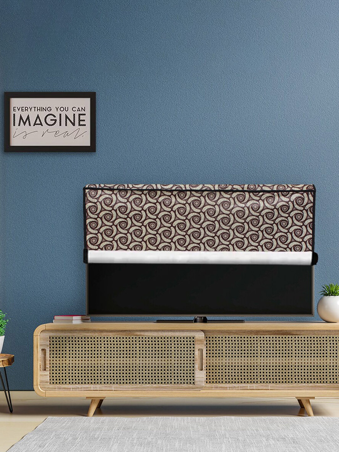 

DREAM CARE Transparent & Printed Flap 40 Inch Waterproof LED TV Protector, Brown