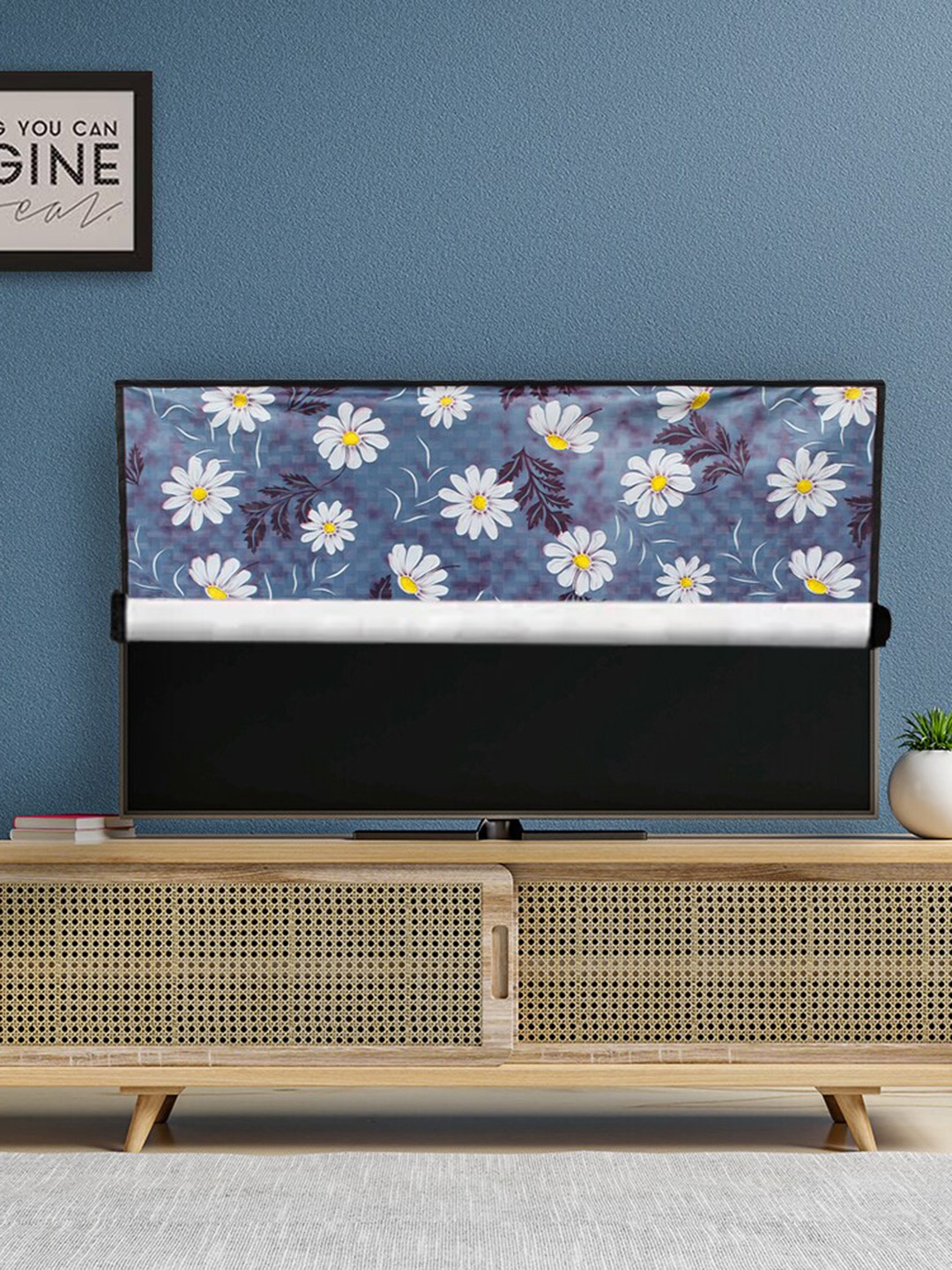 

DREAM CARE Blue & White Transparent & Printed Flap 24 Inch Waterproof LED TV Protector