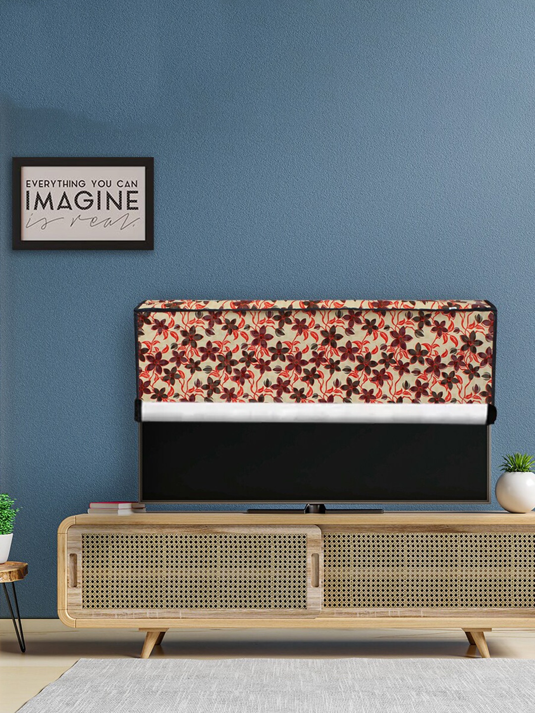 

DREAM CARE Red & Off White Printed Waterproof Flap TV Protector- 26 Inch