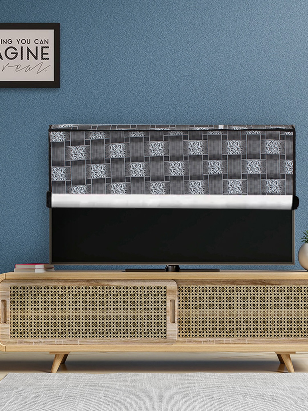 

DREAM CARE Black & White Printed PVC Waterproof LED TV Cover - 43 Inch