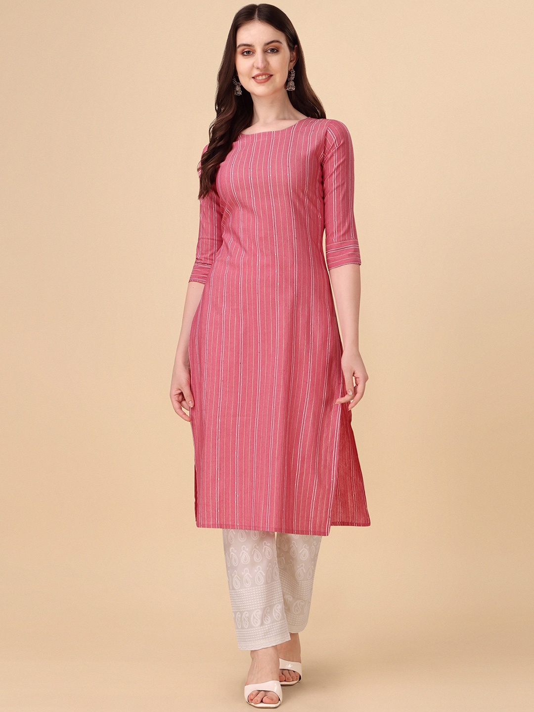 

Wedani Striped Round Neck Cotton Straight Kurta, Pink