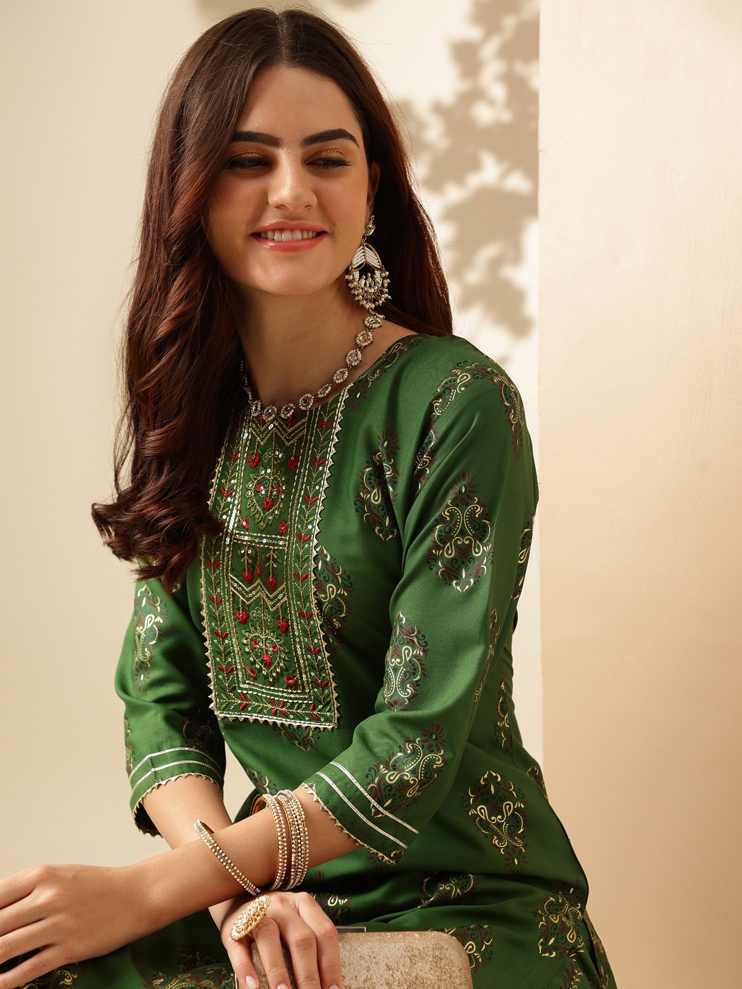 

Anouk Ethnic Motifs Printed Regular Gotta Patti Kurta with Trousers, Green