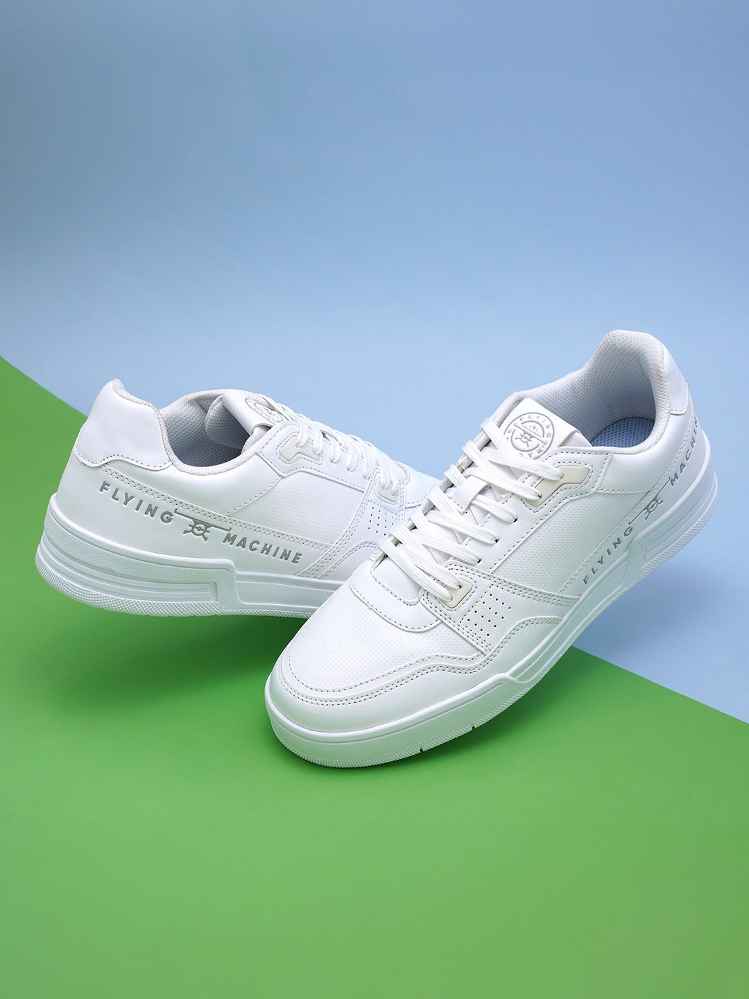 

Flying Machine Men Sneakers, White