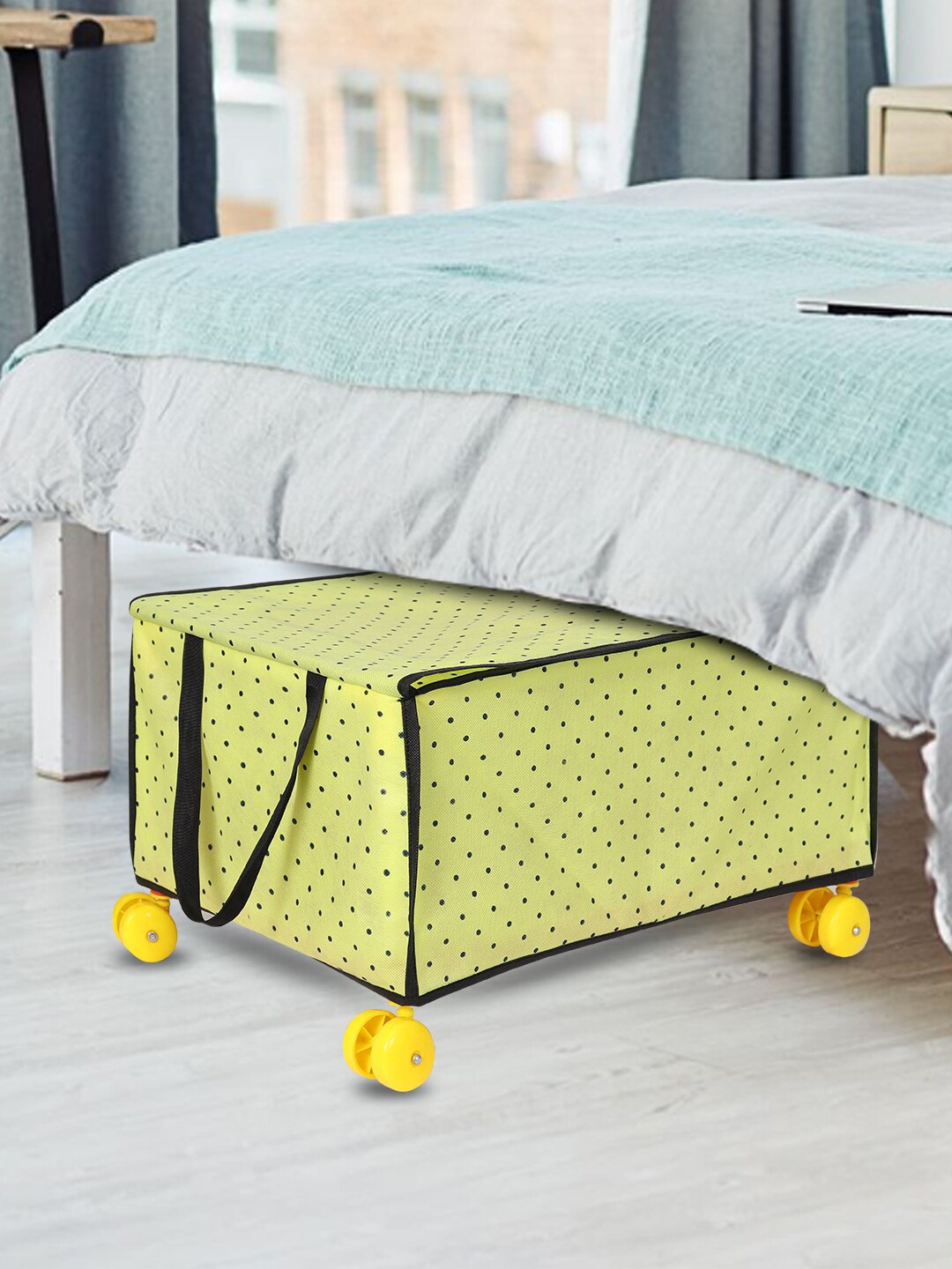 

prettykrafts Green Under Bed Collapsible & Foldable Wardrobe With Wheels & Handles