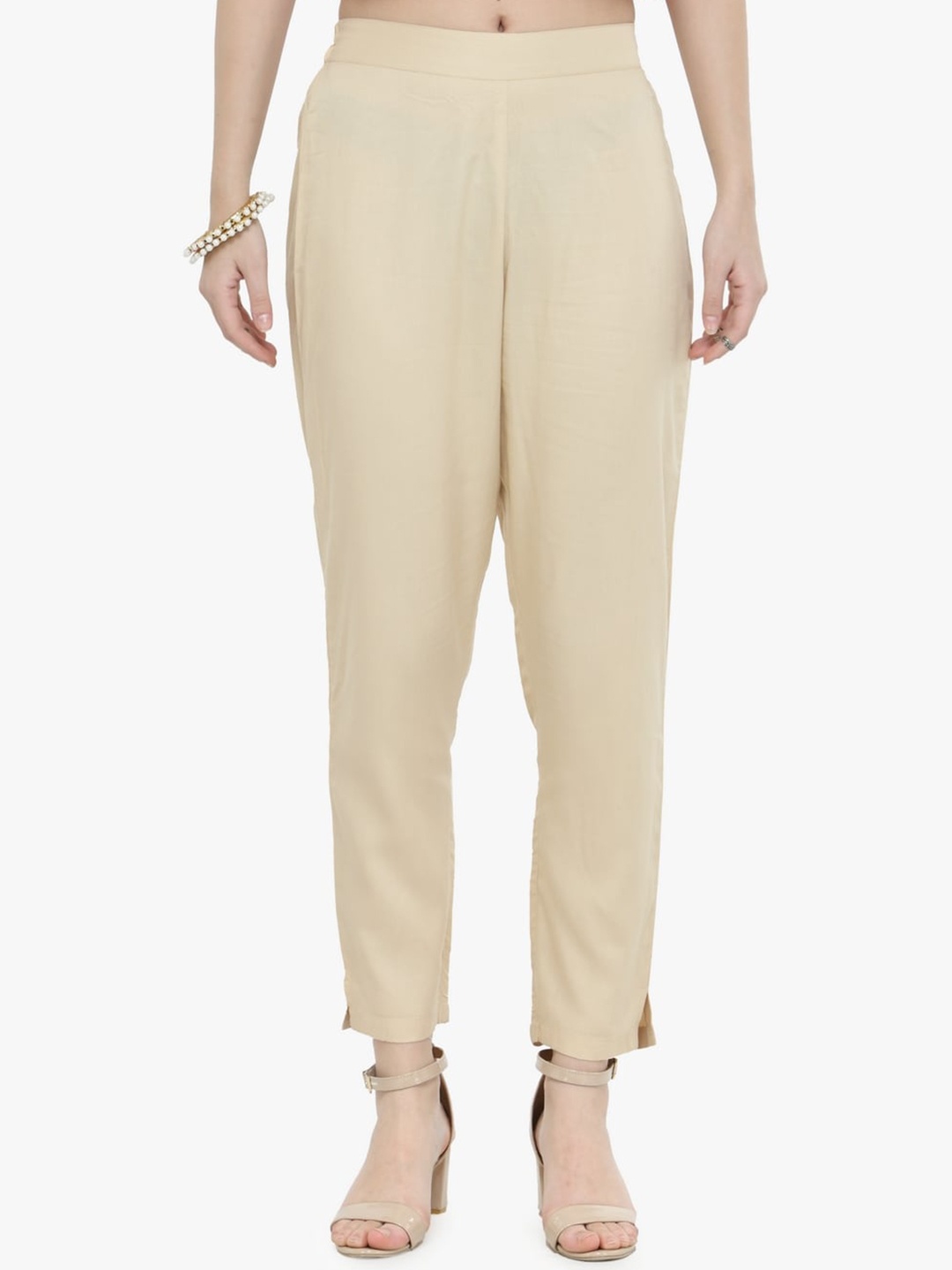 

Varanga Women Straight Fit Trousers, Beige