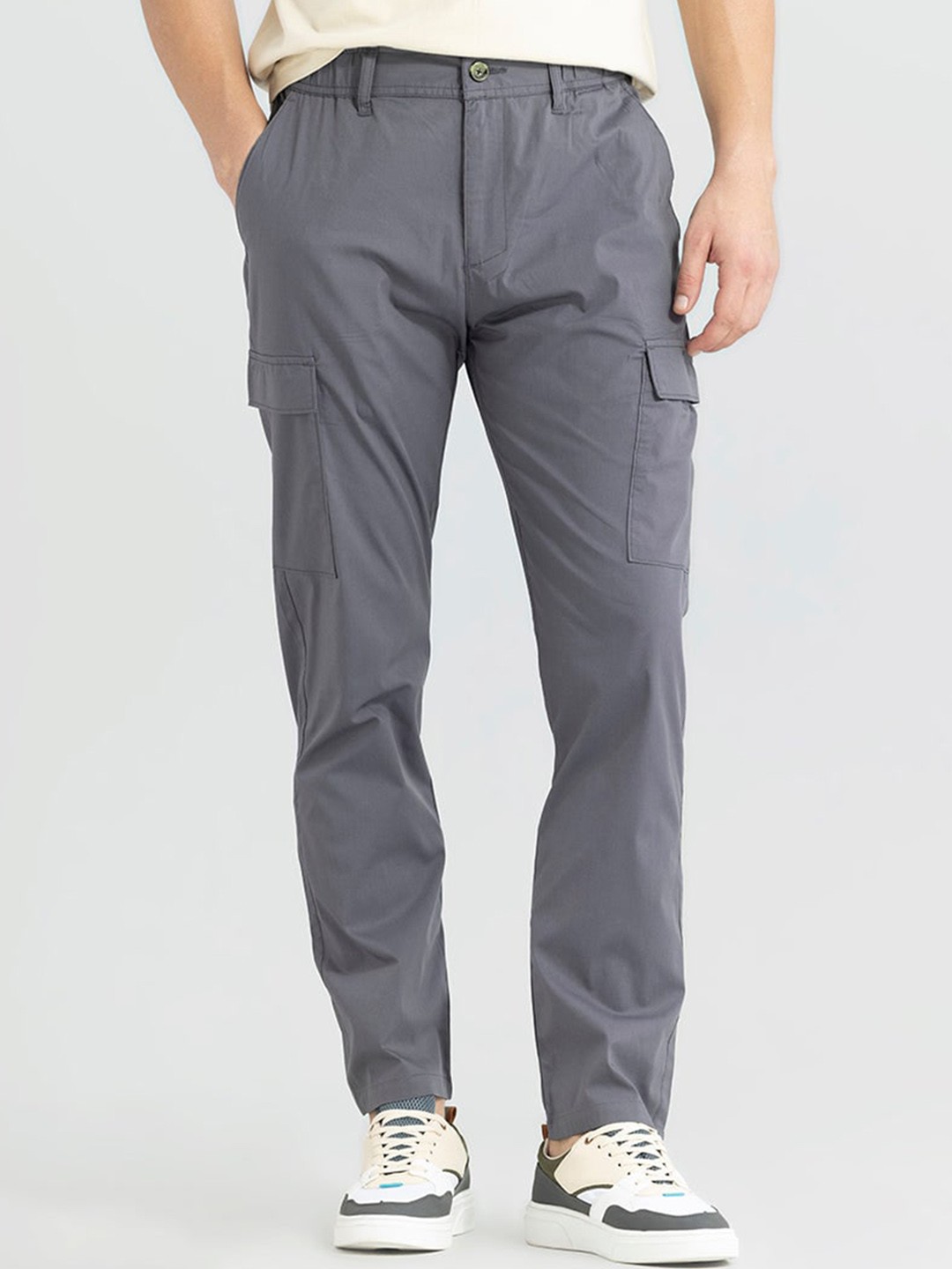 

Snitch Men Grey Smart Straight Fit Cotton Cargos Trousers
