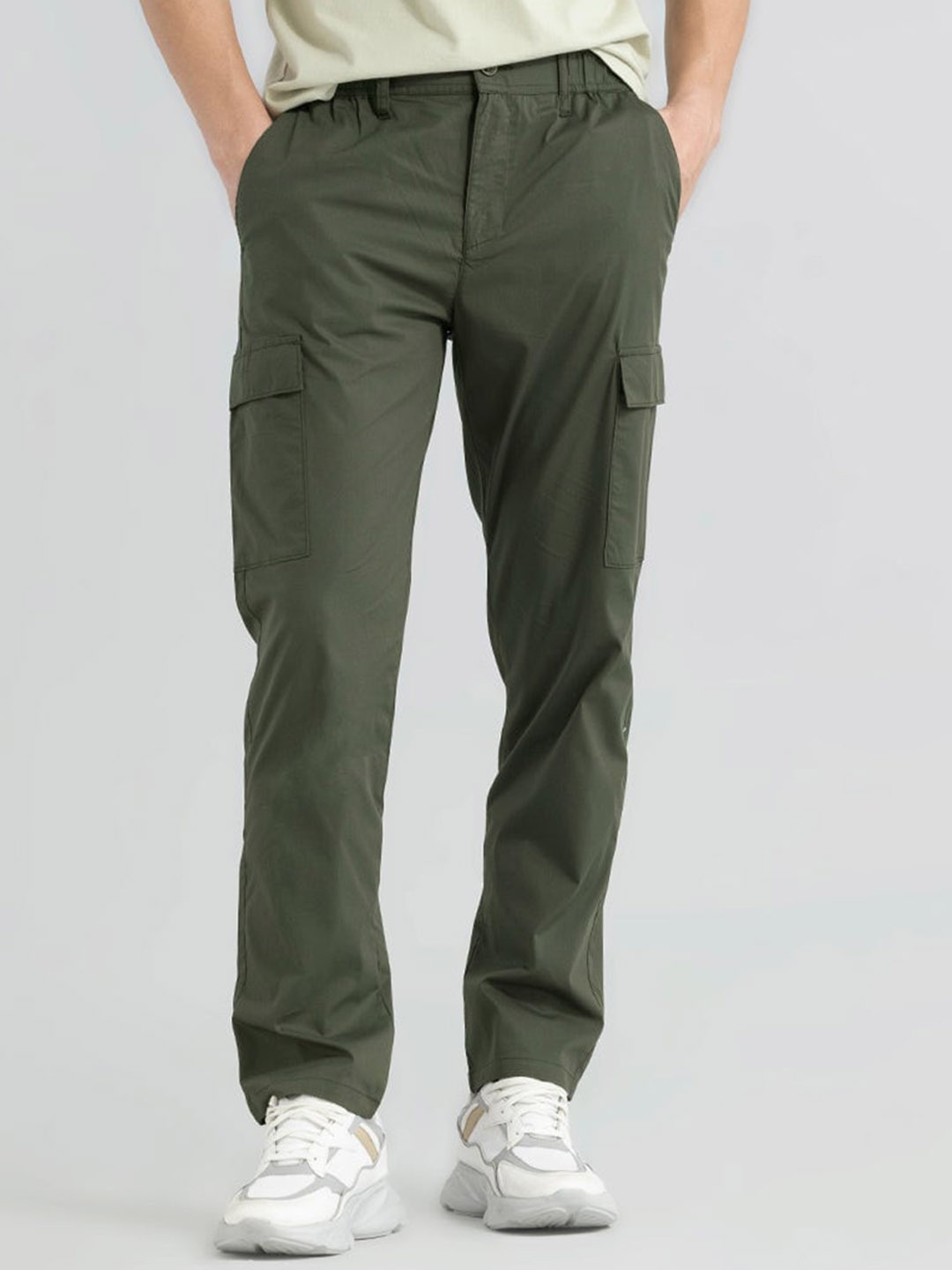 

Snitch Men Olive Green Smart Straight Fit Cotton Cargos Trousers