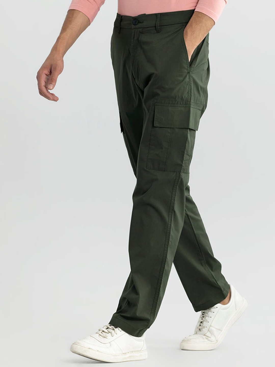 

Snitch Men Olive Green Smart Straight Fit Cotton Cargos Trousers