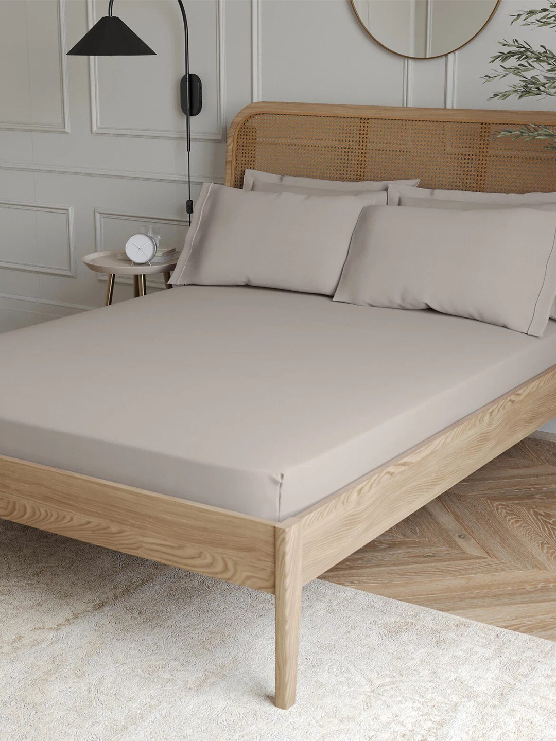 

Marks & Spencer Grey Egyptian Cotton Fitted King Bedsheet