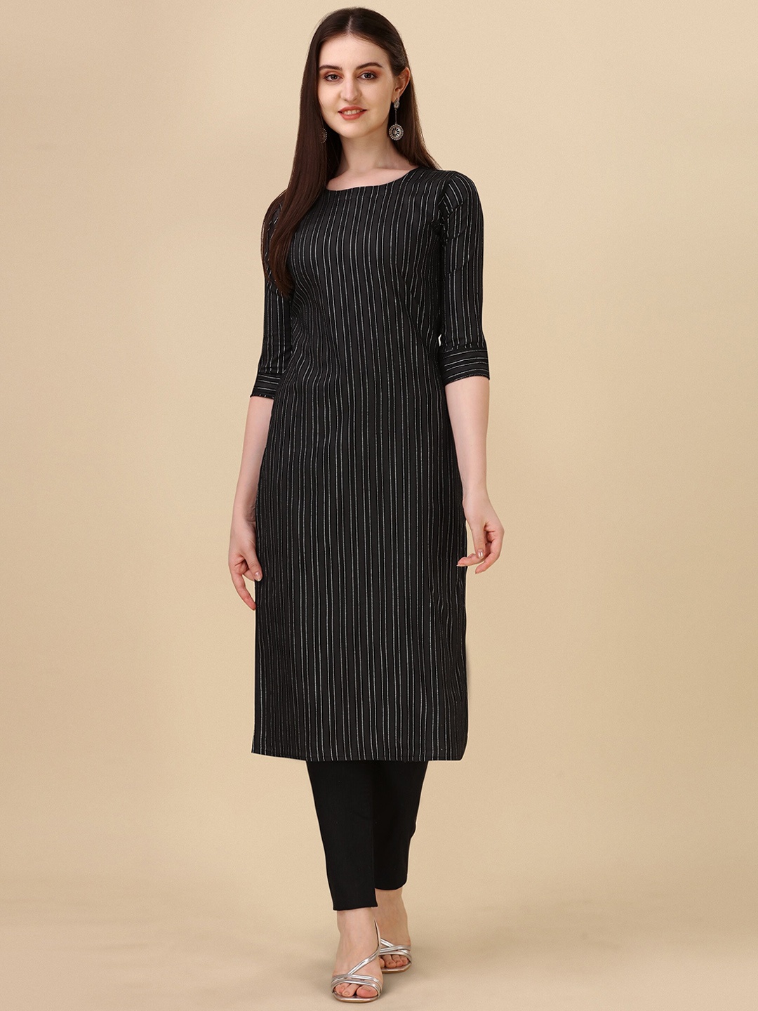 

Wedani Round Neck Striped Straight Cotton Kurta, Black