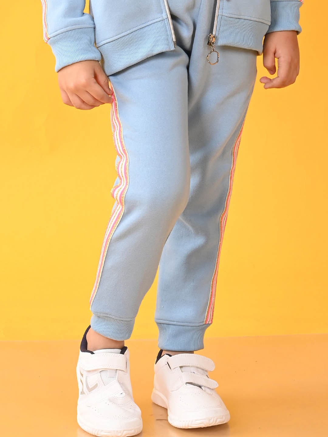 

Anthrilo Girls Mid-Rise Joggers, Blue