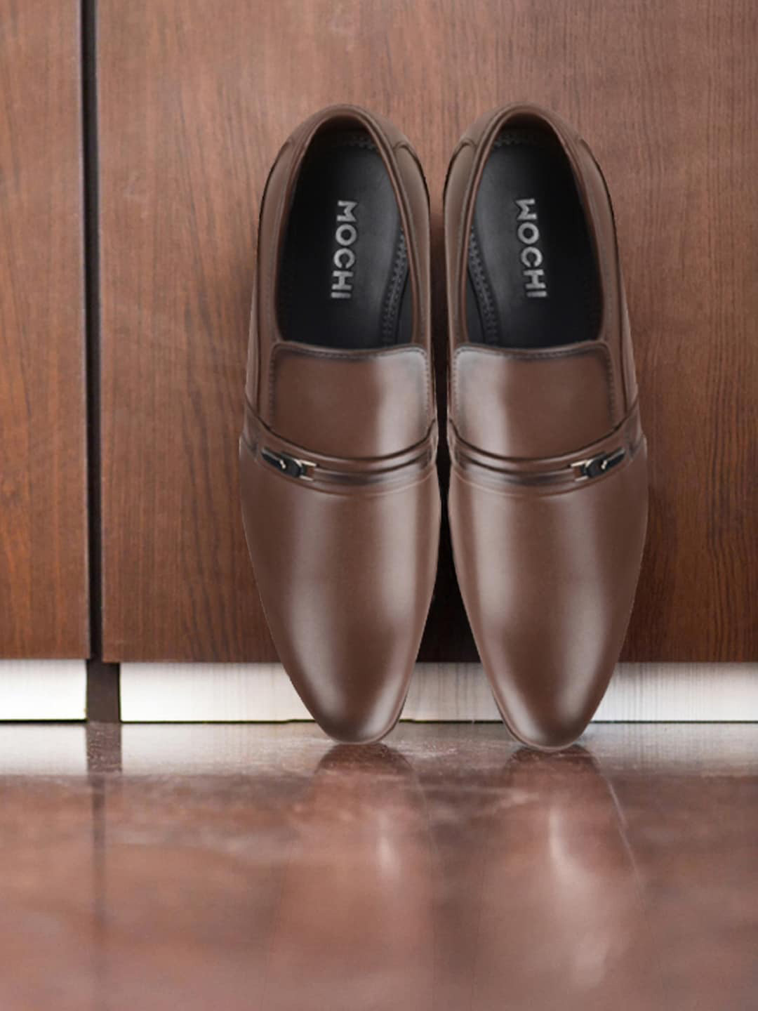 

Mochi Men Textured Slip-on Formal Slip-On Shoes, Tan