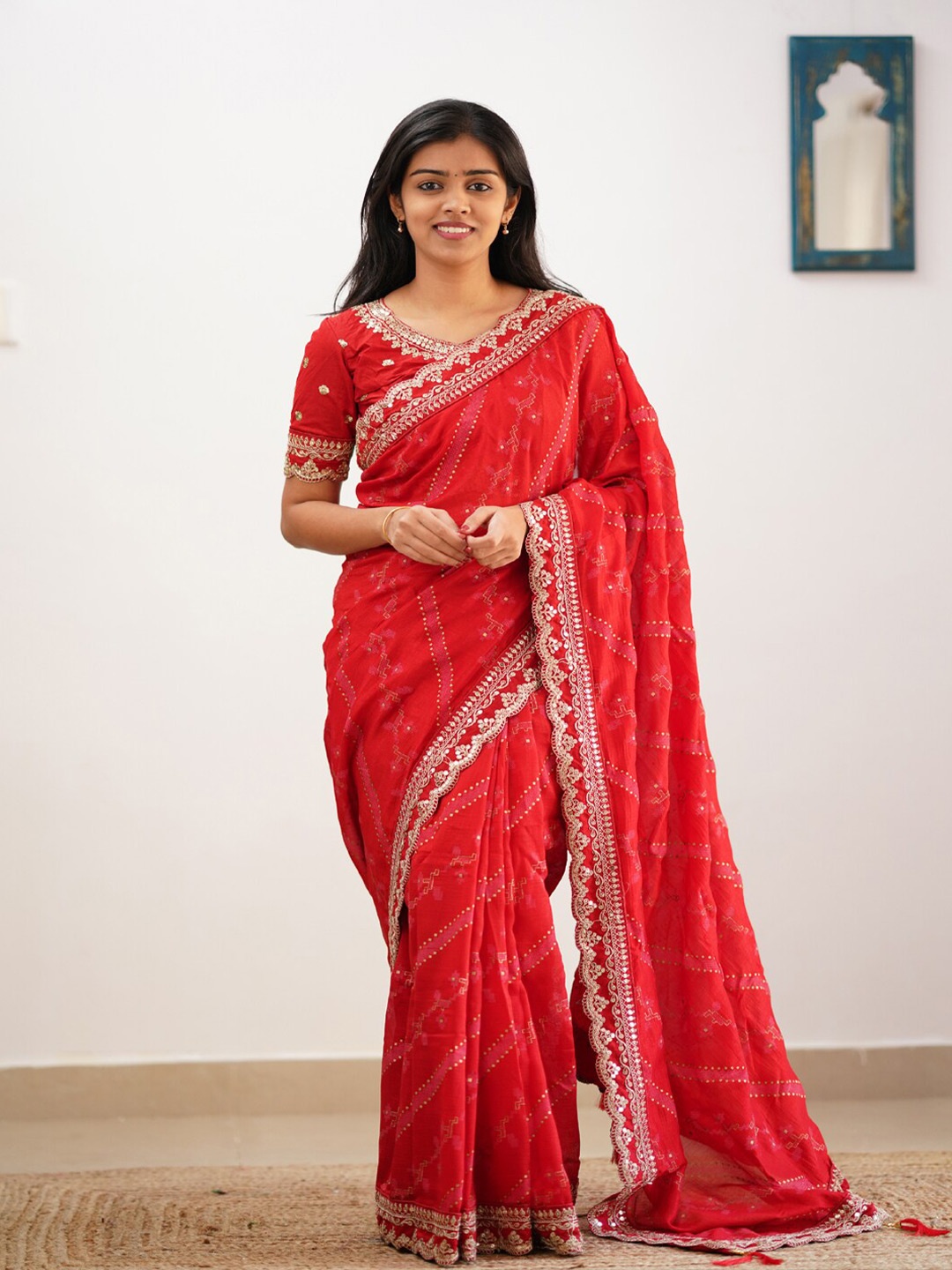 

ORUS Ethnic Motifs Embroidered Saree, Red