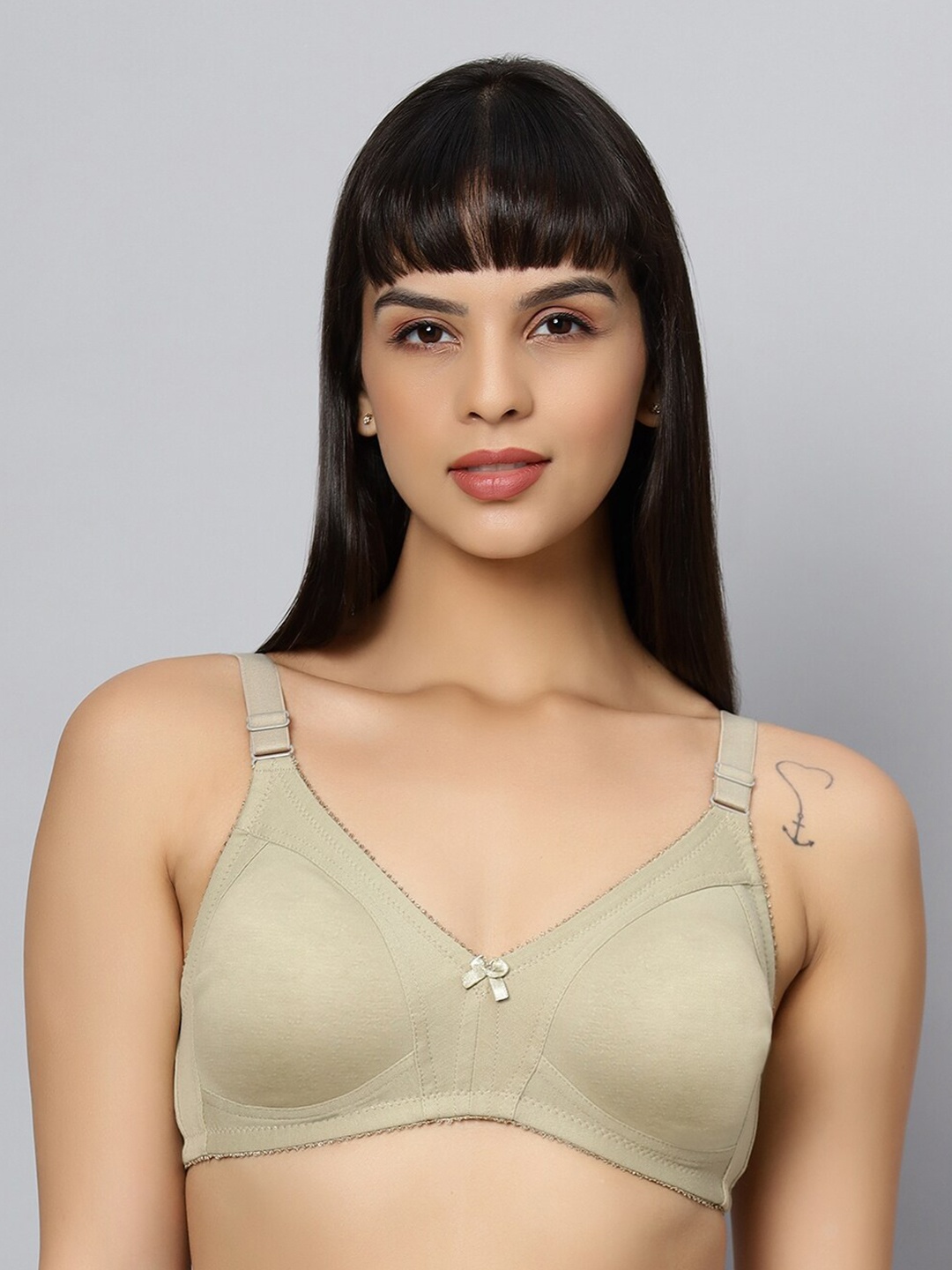 

Bluenixie Full Coverage Seamless Cotton T-shirt Bra With Anti Bacterial, Green